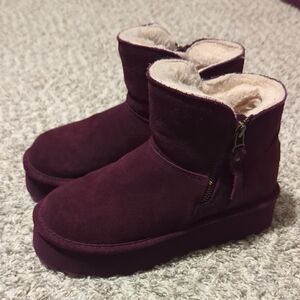 Bearpaw Maren Platform Suede Boots Burgundy Maroon Wine Berry Color Size 6